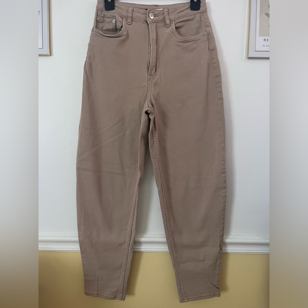 H&M Women's High Rise Beige Jeans
